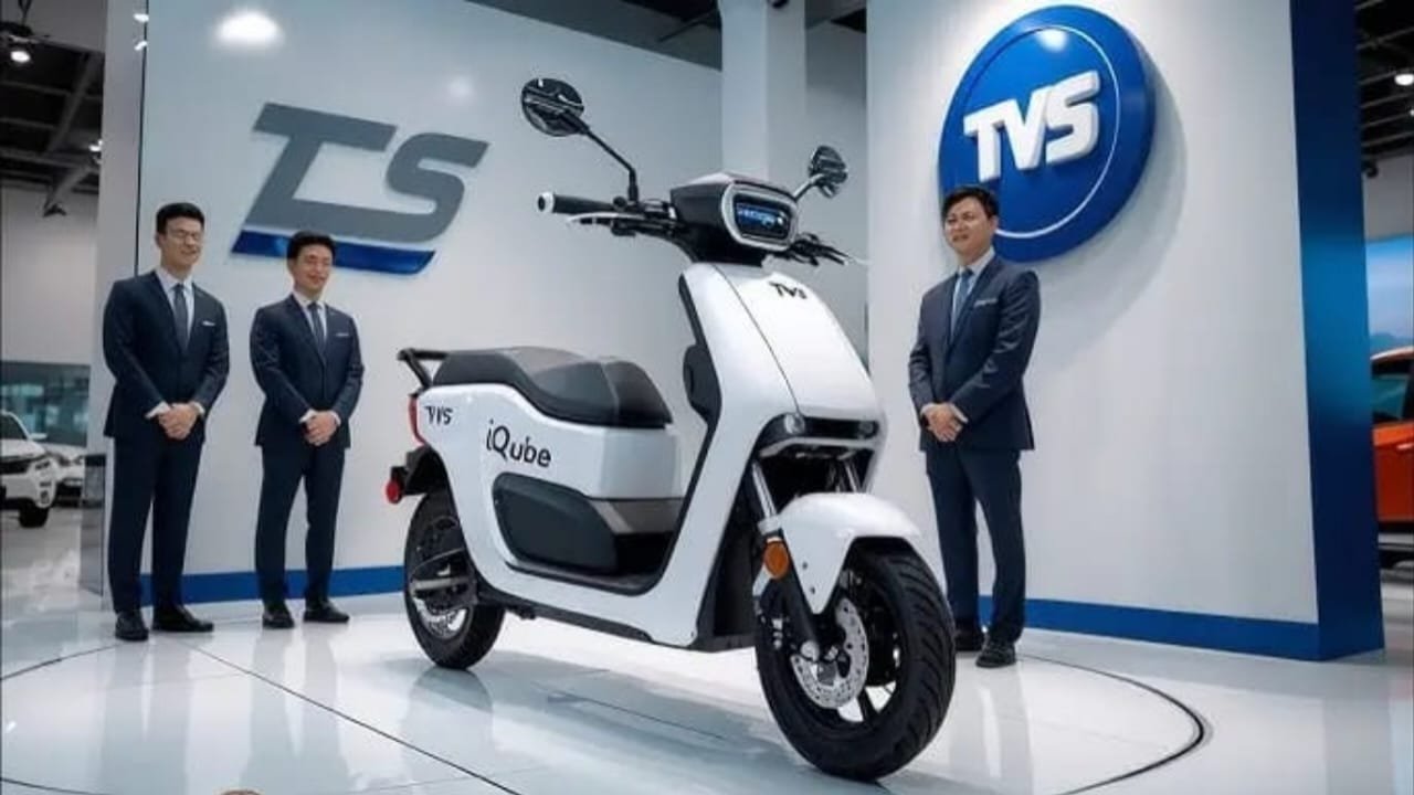 TVS iQube Electric Scooty Price 2026 – 600Km Range, 78Km/h Top Speed, 4.4kWh Battery & Smart TFT Display at ₹65,000!
